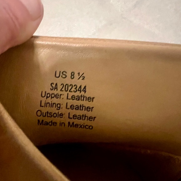 Nisolo Dari Boot - Almond Leather - Picture 9 of 9